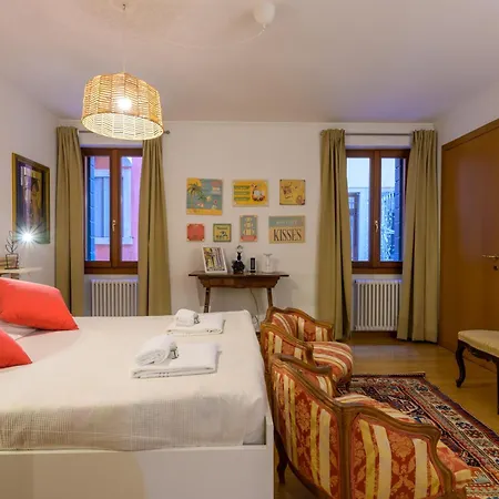 Teatro Fenice - Bealux Srl Lägenhet